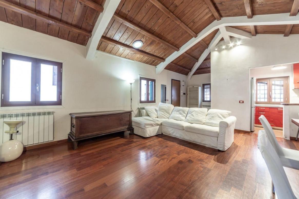 Domus Colosseum, Detached House Just Few Steps From The Colosseum
