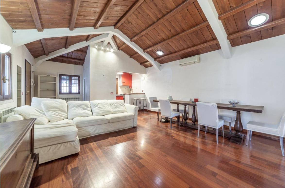 Domus Colosseum, Detached House Just Few Steps From The Colosseum *