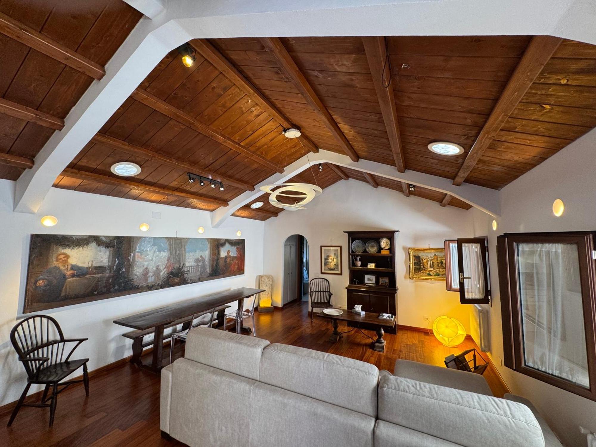 Domus Colosseum, Detached House Just Few Steps From The Colosseum Chalet Roma