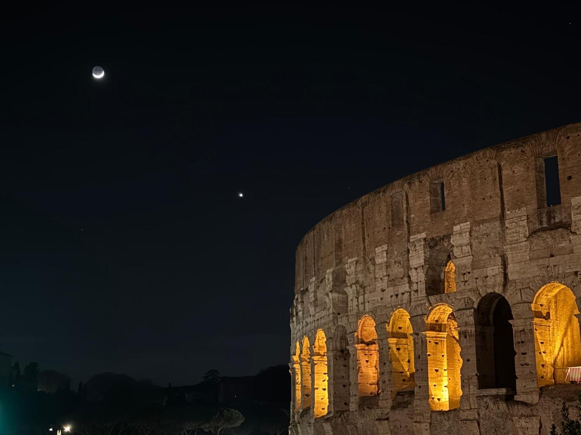 Domus Colosseum, Detached House Just Few Steps From The Colosseum Chalet Roma