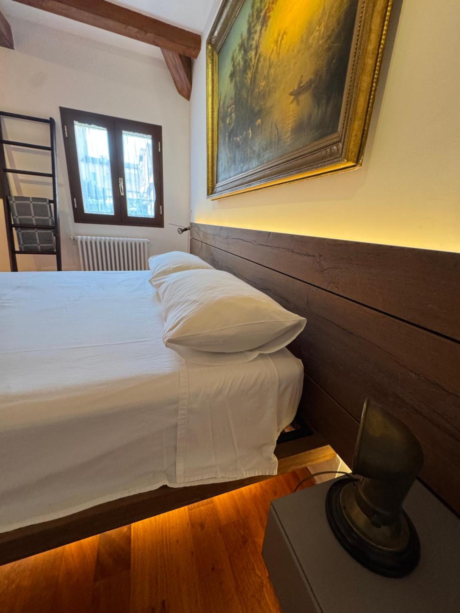 Chalet Domus Colosseum, Detached House Just Few Steps From The Colosseum *